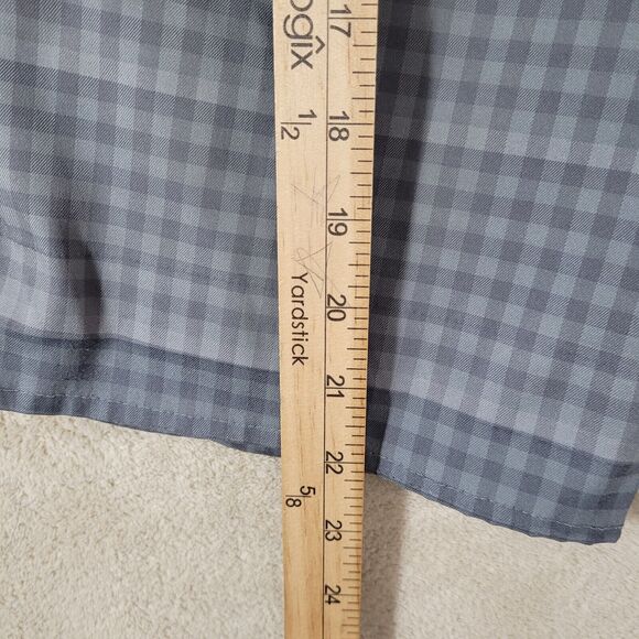 MEN Under Armour Logo Gingham Gray Check Golf Polyester Shorts Stretchy Sz 32 - Picture 6 of 12